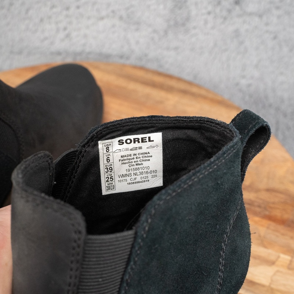Sorel Joan of Arctic Wedge III Women's  Chelsea Boots Black Leather 8 Shoes - Picture 6 of 7